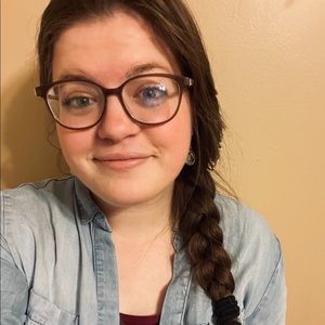 Meet your Posher, Candace